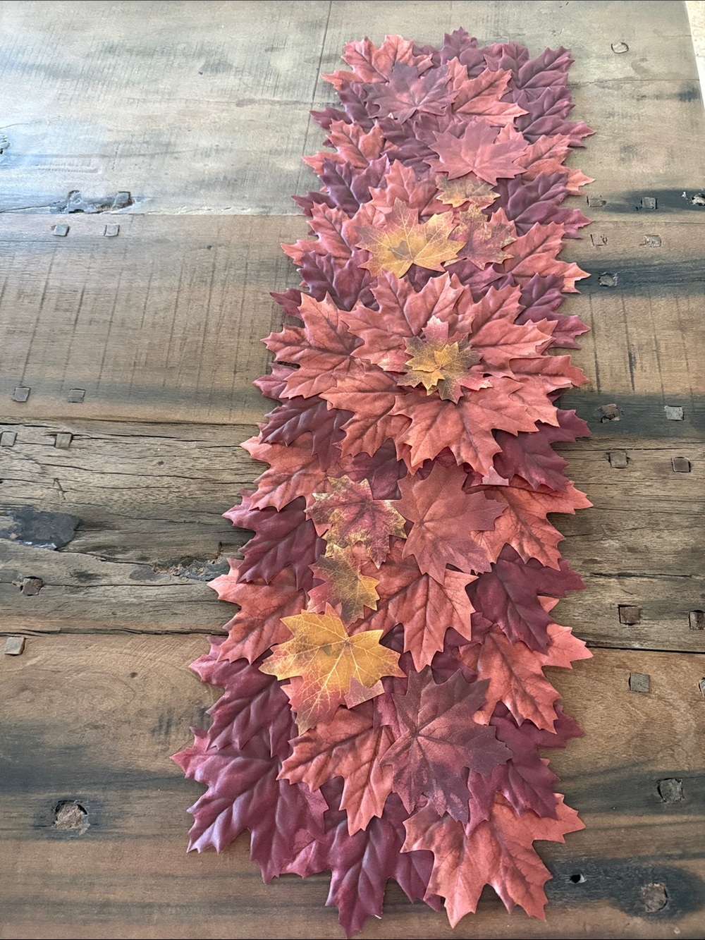 Leaf Table runner